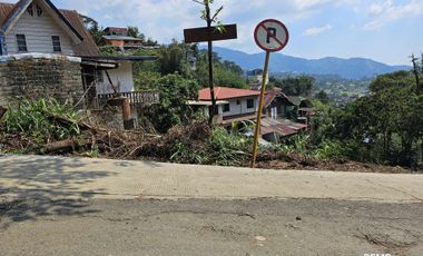 Along the Road and Jeepney line- LOT for SALE!