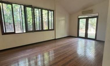 5 Bedrooms House for Rent in South Forbes Park, Makati City, Metro Manila