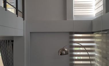 80k Woodridge Park Beautiful 2- storey House for Rent in Woodridge park