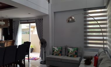 80k Woodridge Park Beautiful 2- storey House for Rent in Woodridge park