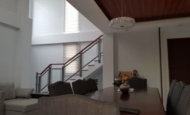 80k Woodridge Park Beautiful 2- storey House for Rent in Woodridge park