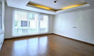 5 Bedroom For Lease in McKinley Hill Village Taguig