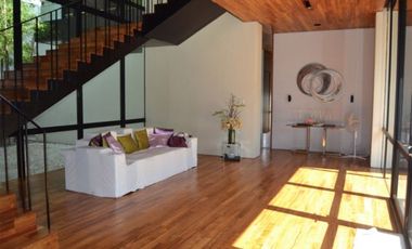 Enormous 3 Bedroom House and Lot for Sale in San Lorenzo Village, Makati City