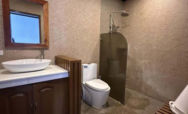 VILLA TYPE HOUSE FOR SALE NEAR KOREAN TOWN