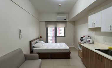 The Vantage at Kapitolyo | Studio Condo Unit For Rent - #8694