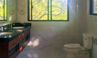 Enormous 4 Bedroom House and Lot for Sale in Dasmarinas Village, Makati City