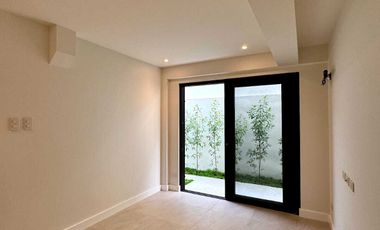 Beautiful 5BR House and Lot for Sale in Verdana Homes Daang Hari Cavite