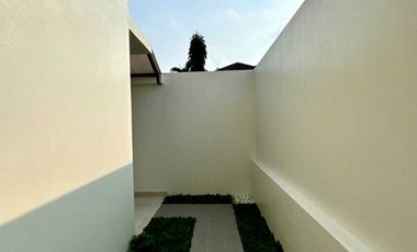 Beautiful 5BR House and Lot for Sale in Verdana Homes Daang Hari Cavite