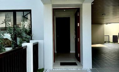 Beautiful 5BR House and Lot for Sale in Verdana Homes Daang Hari Cavite