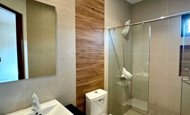 Beautiful 5BR House and Lot for Sale in Verdana Homes Daang Hari Cavite