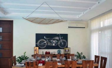 Extravagant 3 Bedroom House and Lot for Sale in Dasmarinas Village, Makati City