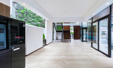 For Sale 5BR House and Lot at Hillsborough near Ayala Alabang, Muntinlupa City