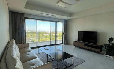 10th Floor Fully Furnished 4-Bedroom Condo For Rent Mountain View at Posco Clark Hills Bldg 103