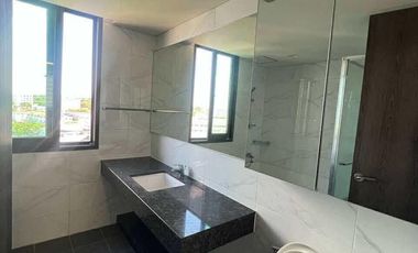 10th Floor Fully Furnished 4-Bedroom Condo For Rent Mountain View at Posco Clark Hills Bldg 103
