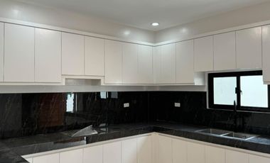 House and Lot for Sale in Muntinlupa Brandnew and Modern-MD