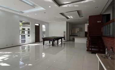 PN55562 House w/ Pool for Rent In Paranaque!