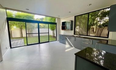 Modern House and Lot For Sale in Ayala Southvale Sonera, Las Piñas City
