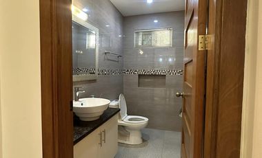 7 Bedroom House for Sale with pool in Pulu Amsic, Angeles City near Clark