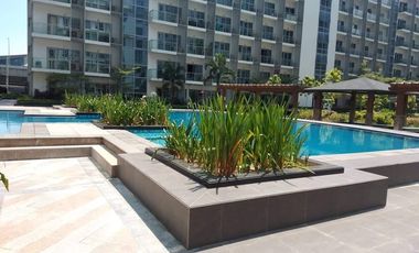 For Sale: 28.5 sqm Studio Unit at 81 Newport Boulevard in New Port City, Pasay