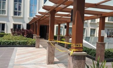 For Sale: 28.5 sqm Studio Unit at 81 Newport Boulevard in New Port City, Pasay
