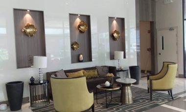 For Sale: 28.5 sqm Studio Unit at 81 Newport Boulevard in New Port City, Pasay