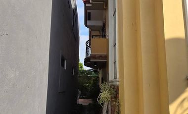5 Bedroom House and Lot for Sale in Fortunata Village, Parañaque City