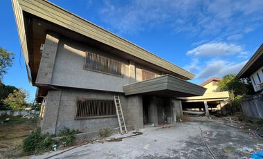 For Sale: House in Sto Domingo St. Ayala Alabang Village