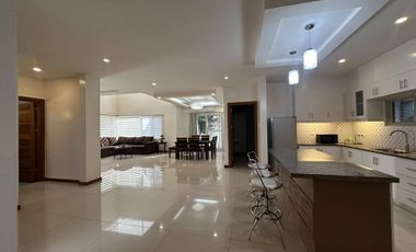 7BR Semi furnished House & Lot w/ Pool for Sale in Angeles City!