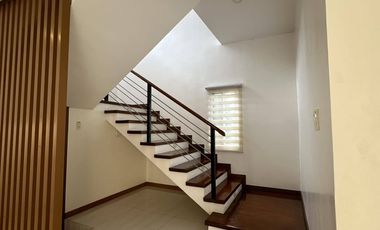 7BR Semi furnished House & Lot w/ Pool for Sale in Angeles City!