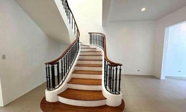Duplex House for Rent at Dasmariñas Village, Makati City
