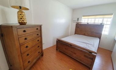 5BR House and Lot in Las Villas de Manila, Laguna