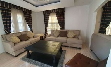 5BR House and Lot in Las Villas de Manila, Laguna