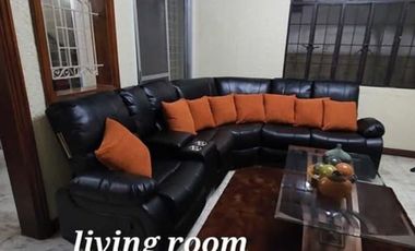 5BR House And Lot in Las Villas de Manila, Laguna