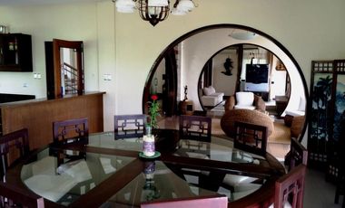 Resort Hotel for Sale in The Manor Puerto Galera Oriental Mindoro RH18295