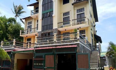 Resort Hotel for Sale in The Manor Puerto Galera Oriental Mindoro RH18295
