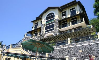 Resort Hotel for Sale in The Manor Puerto Galera Oriental Mindoro RH18295