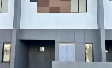 For Sale 2 Bedroom Townhouse in Capas, Tarlac
