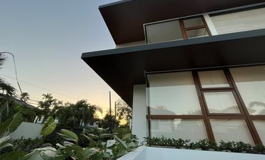 Alabang House for Sale at Ayala Alabang Village AAV Modern Tropical Corner Lot