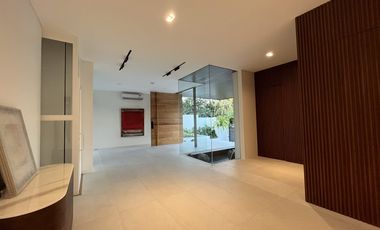Alabang House for Sale at Ayala Alabang Village AAV Modern Tropical Corner Lot