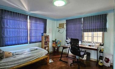 For Sale: House and Lot in Silver Hills