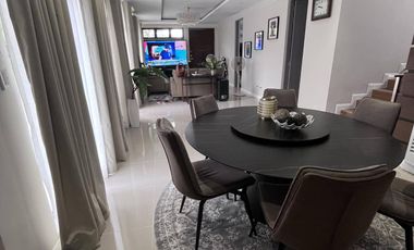 4BR IN GREENWOODS SUBDIVISION, SILANG CAVITE, 306SQM