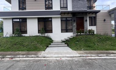 4BR IN GREENWOODS SUBDIVISION, SILANG CAVITE, 306SQM