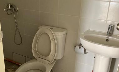 Studio Condo w/ Parking for Sale ,Midpoint Mandaue City w/ rent income