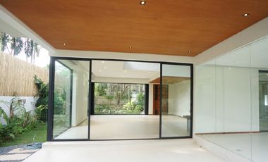 6 Bedrooms House for Sale in Ayala Alabang, Muntinlupa