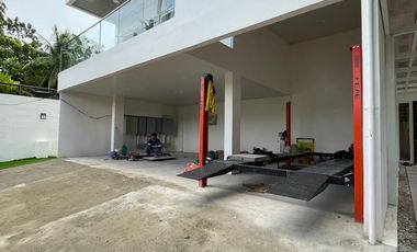For Sale: Saturn st, Bel Air 2, Makati City (Direct)