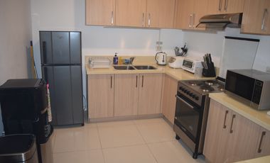 Fully Furnished 2 Bedroom Condominium Unit For Sale in Woodridge Tagaytay