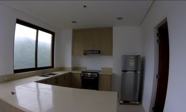 3 Bedroom condominium Unit for Sale in Woodridge Place Tagaytay.