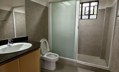 For Rent: North Town Residences House