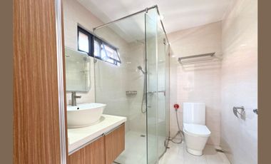 San Juan Townhouse for Sale!