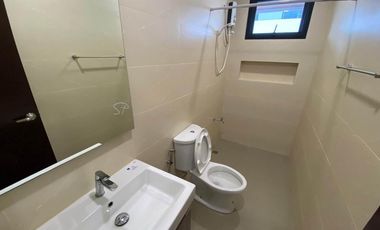 PN55585 House Rent BGC Taguig!